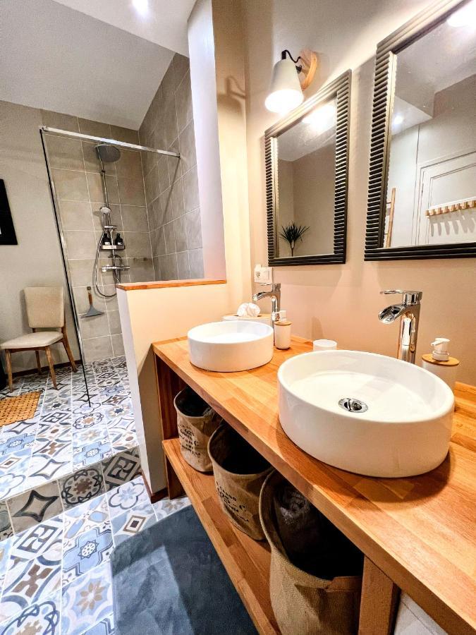 De Charme De 75m², Lumineux Et Calme * Nantes